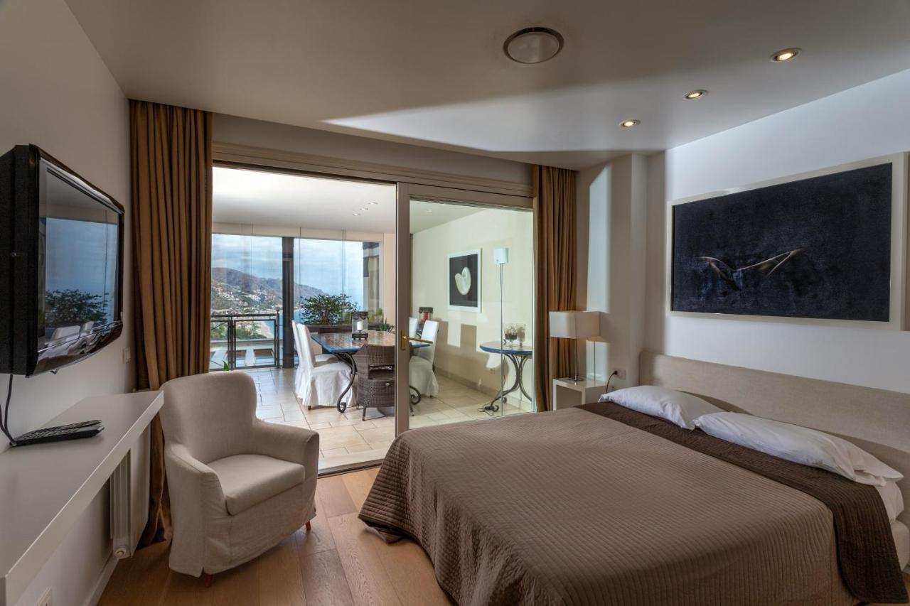 Beautiful Apartment In The Centre Of Taormina Eksteriør billede