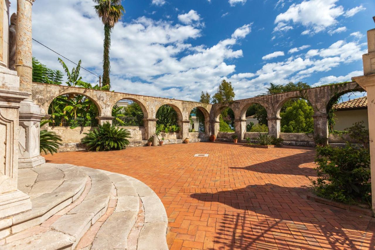 Beautiful Apartment In The Centre Of Taormina Eksteriør billede