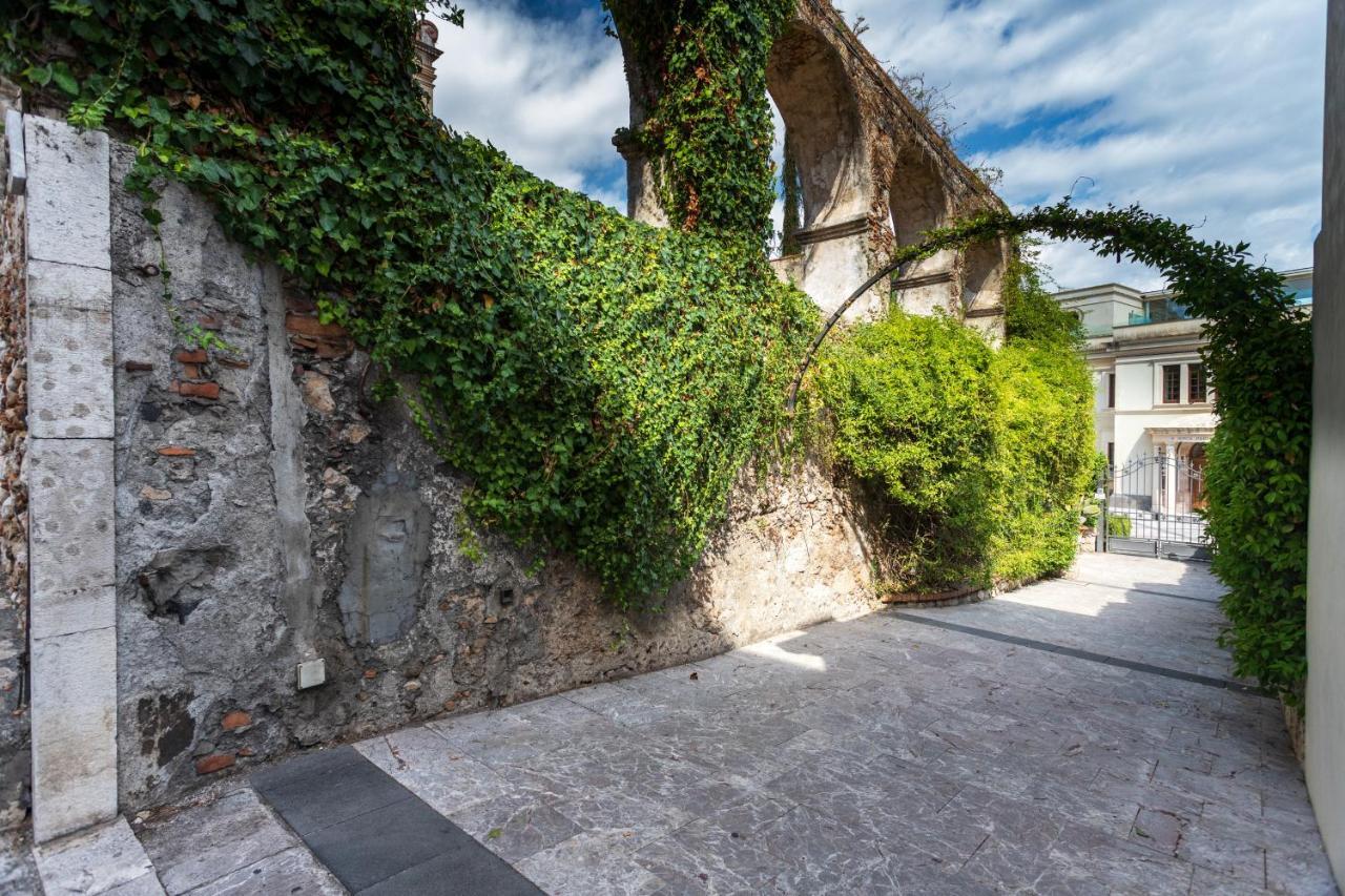 Beautiful Apartment In The Centre Of Taormina Eksteriør billede