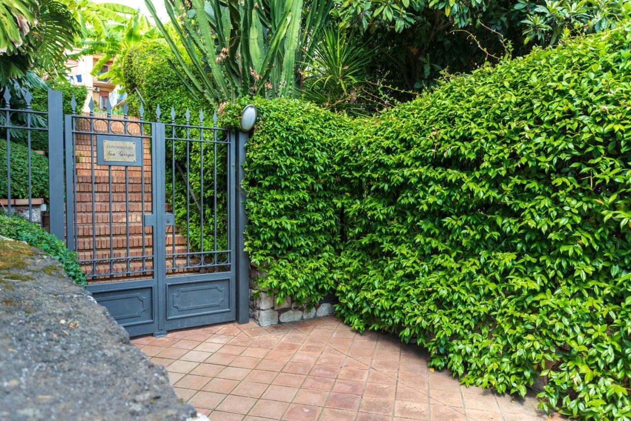 Beautiful Apartment In The Centre Of Taormina Eksteriør billede